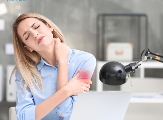 Tại sao làm việc văn phòng thường đau vai gáy?