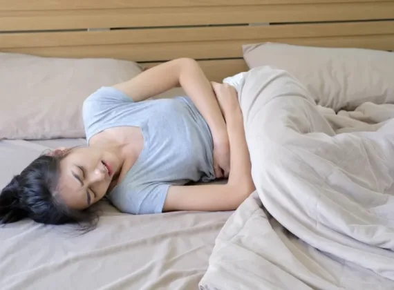 trieu-chung-cua-dau-bung-do-hanh-kinh-1024x683