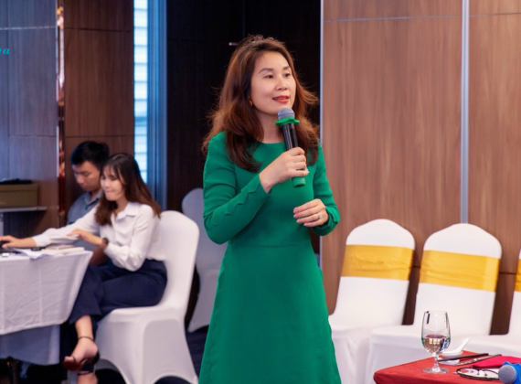Thảo luận và chia sẻ kinh nghiệm cùng chuyên gia Lê Thị Oanh.