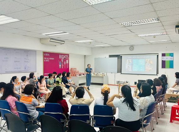 Workshop phát triển cá nhân.