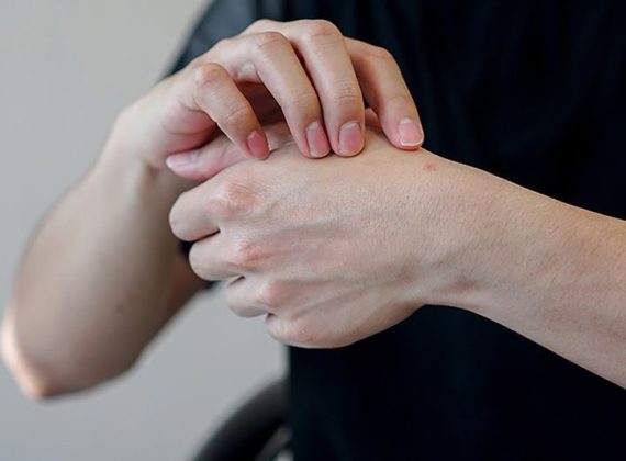 massage_ngon_tay_giup_giam_cang_thang_trong_cong_viec_1_e119e6f4f0_8ce5997253