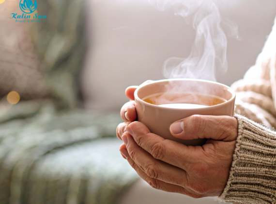 Cách uống nước ấm đúng cách để tối ưu tác dụng