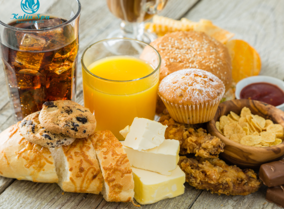 Có thực phẩm nào cần hạn chế khi có vấn đề về thận không?