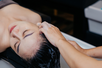 Sử dụng dịch vụ gội đầu dưỡng sinh tại Kalin Spa&nbsp;