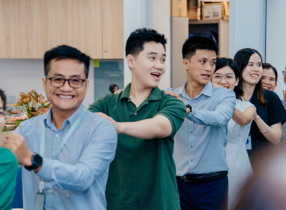 Ngồi sai tư thế gây đau vai gáy cổ? Workshop chăm sóc sức khoẻ cổ vai gáy dành cho bạn