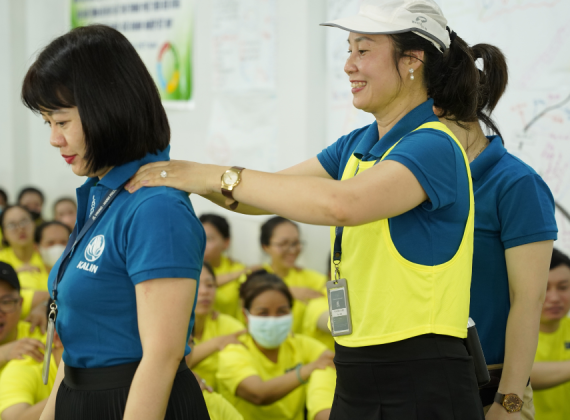 Massage và ấn huyệt
